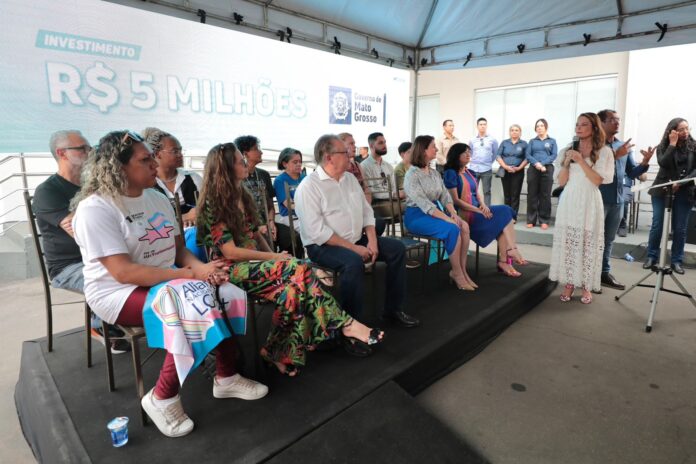 0b0ea059-5a8e-4aa8-a39e-ddf9f28dd2bd