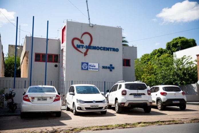 ee6918c2199f3b7f4fef0e0359b9d418