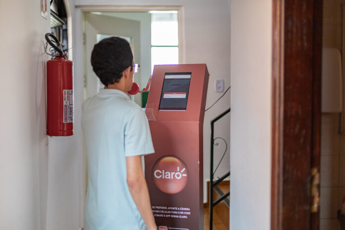 Totem no Procon de Cuiabá. Reprodução: Internet.