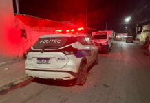 Dupla metralha homem dentro de casa e esposa é baleada ao tentar impedir execução