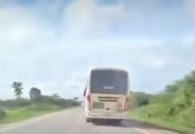 Vídeo: Ônibus com pacientes é flagrado em alta velocidade na BR-364 em Rondônia