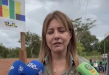 Vídeo: Prefeita cobra solução e pressiona comando do DAE em Várzea Grande