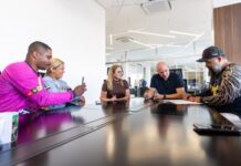 Lei amplia programa e garante estrutura para motoboys em Cuiabá