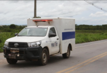 Vizinhos sentem forte odor e encontram idosa morta dentro de casa