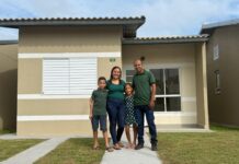 Mais de 200 famílias recebem casas em condomínio do Pedra 90 em Cuiabá