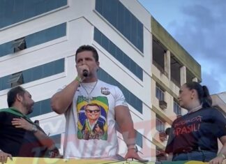 Vídeo: Ato pró-Bolsonaro reúne apoiadores em Cuiabá
