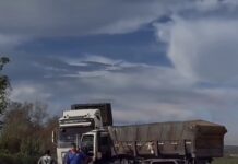 Vídeo: Acidente na BR-163 envolve caminhonete e caminhão