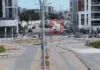 Veja Vídeo – Homem quase é atingido por míssil enquanto caminhava na rua em Israel; veja vídeo
