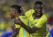 Brasil derrota Croácia em último jogo antes da convocação para a Copa