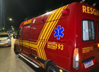 Jovem é atropelada ao atravessar faixa de pedestres