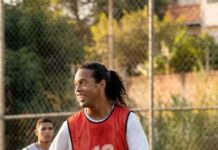 Itaipava convoca Ronaldinho Gaúcho para ser embaixador da marca e revela o “segredo” de seu passe mais icônico