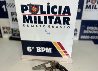 Casal suspeito de integrar facção é preso com arma em Cáceres