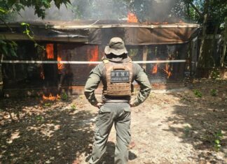 Operação Ocupação Proibida derruba nove construções irregulares em APP no Rio Cuiabá