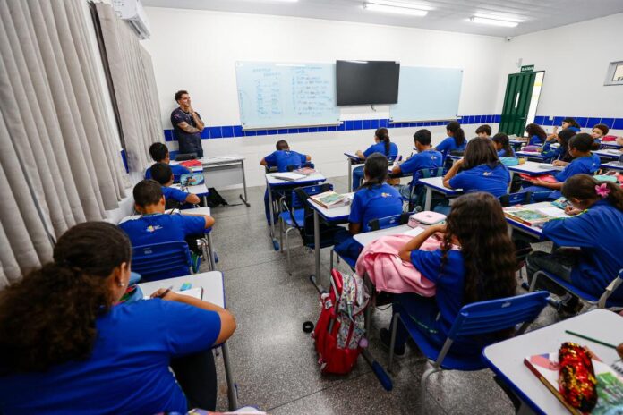 Escola Estadual Dunga Rodrigues-7999