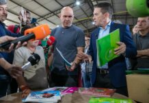 Presidente do TCE elogia transparência de Abilio em vistoria a materiais escolares em Cuiabá
