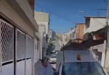Veja Vídeo: Homem em surto destrói carro de eletricista durante corte de energia