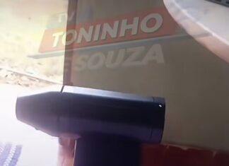 Veja Vídeo: Motoboy se decepciona com soprador de folhas comprado pela internet e decide devolver o produto