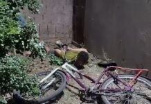 Veja Vídeo: Populares amarram e entregam à PM homem com tornozeleira eletrônica suspeito de abusar de crianças em Várzea Grande