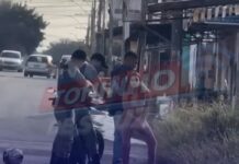 Veja Vídeo: Mulher entrega arma escondida em partes íntimas durante abordagem policial