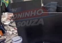 Veja Vídeo – Obra na SES-MT desaba teto sobre computadores e servidora grava caos no setor de regulação