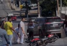 Veja Vídeo – Motoqueiro é fechado por carro e é arremessado em Cuiabá
