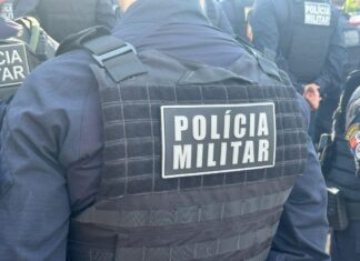Discussão em bar termina com irmão esfaqueado no pescoço e mulher presa em Peixoto de Azevedo