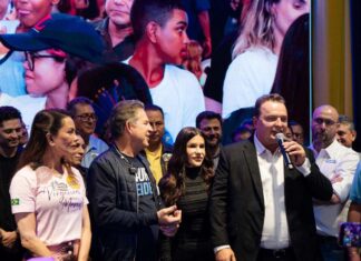 Max Russi oficializa apoio a Mauro Mendes para o Senado em evento com mais de mil apoiadores