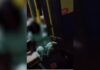 Veja Vídeo – Mulher cadeirante precisa se arrastar para sair do ônibus após falha no elevador em MG; veja