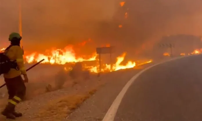 AFP__20260710__B9U33ZQ__v1__MidRes__SpainFireEmergency.webp