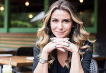 Giovanna Antonelli recolhe lixo em praia do Rio e faz desabafo sobre conscientização