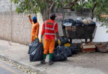 Cuiabá mantém coleta de lixo em 99,3% com 52 equipes nas ruas