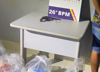 Homem é preso com arma e 11 cestas básicas atribuídas à facção criminosa em Nova Mutum
