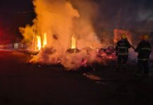 Incêndio iniciado em veículo atinge residência e mobiliza bombeiros em Cuiabá