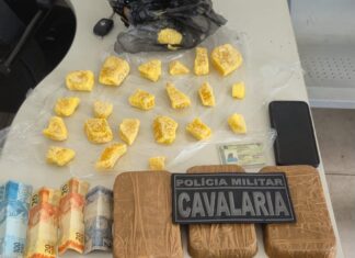 Cavalaria da PM prende homem com drogas escondidas em Chapada dos Guimarães