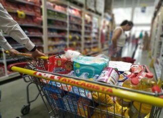 Fort Atacadista completa 27 anos com campanha que sorteia mais de R$ 1 milhão em prêmios e vales-compras