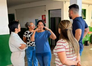 Secretária de Educação visita escolas e acompanha demandas da rede municipal de Várzea Grande