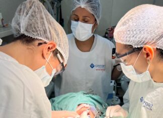 Cuiabá realiza primeiro atendimento odontológico especializado para criança com TEA