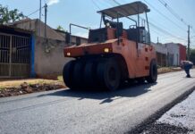 Pavimentação avança em 18 ruas do Residencial Coxipó em Cuiabá