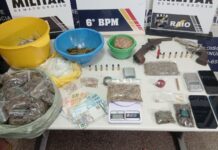 PM prende trio com armas, drogas e dinheiro em duas casas em Cáceres