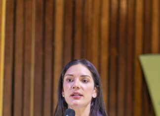 Janaina Riva diz que não aceita mais ser usada como apoio político e apresenta propostas ao Senado