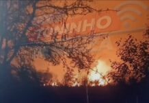 Veja Vídeo – Moradores passam a noite em claro com incêndio no Morro de Santo Antônio