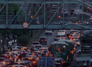 Veja Vídeo – Imagens mostra trânsito movimentado em avenida de Cuiabá de forma cinematográfica