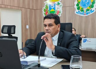 Wanderley Cerqueira barra pedido de 15 vereadores por nova eleição da Mesa da Câmara de VG