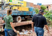Fiscalização retira veículos abandonados de calçadas e notifica oficinas em Cuiabá