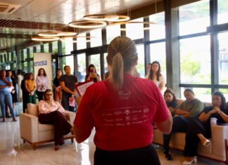 Sesp-MT inicia Outubro Rosa com palestra sobre prevenção ao câncer de mama