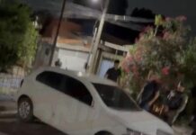 Veja Vídeo – Suspeito de tráfico foge da Rotam, bate em moto e capota carro em Cuiabá