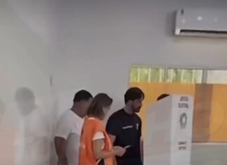 Veja Vídeo – Urna eletrônica apresenta problema e provoca filas em escola de Cuiabá durante votação