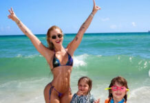 Virginia Fonseca curte dia de praia com as filhas em Miami: ‘A vida presta muito!’